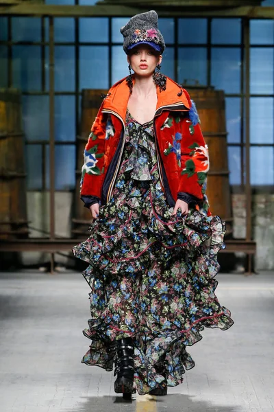 Look 23
